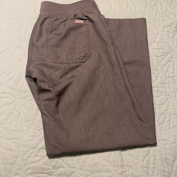 Figs Scrubs - Picture 3 of 4